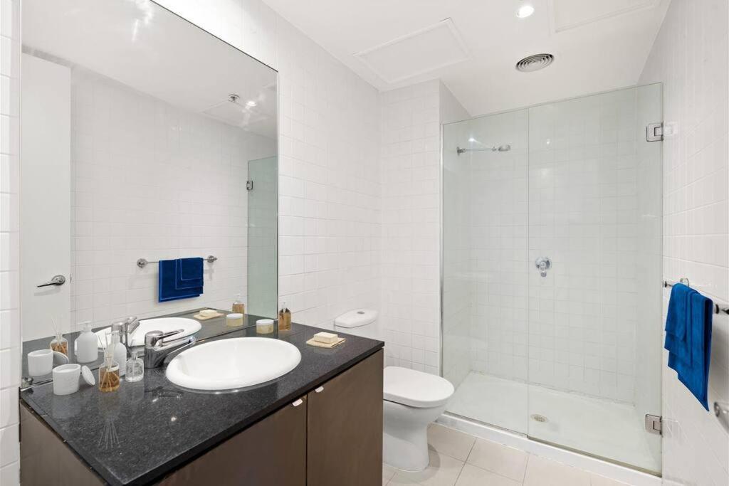 Collins Central 2-Bd Apartment With Pre-Reserve Parking Melbourne Exterior photo